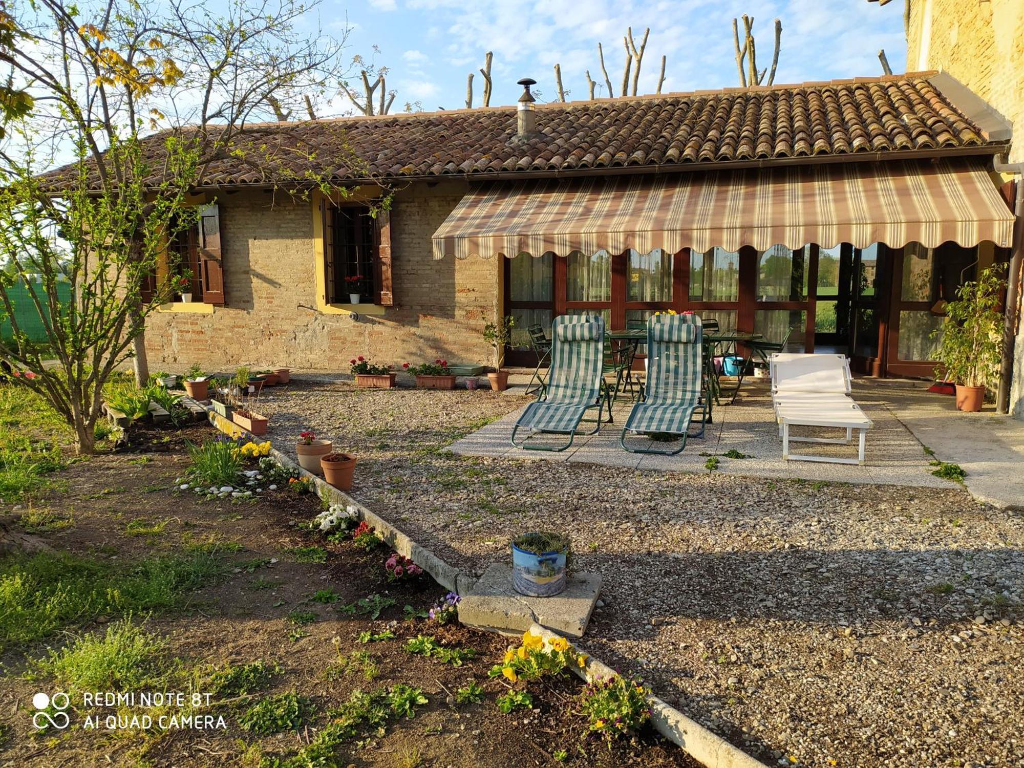 La Rosa Selvatica Acomodação com café da manhã Ravarino Exterior foto